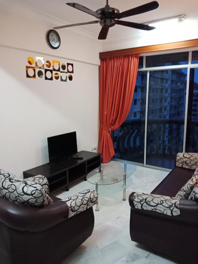 Glory Beach Resort Private Penthouse Порт-Диксон Экстерьер фото